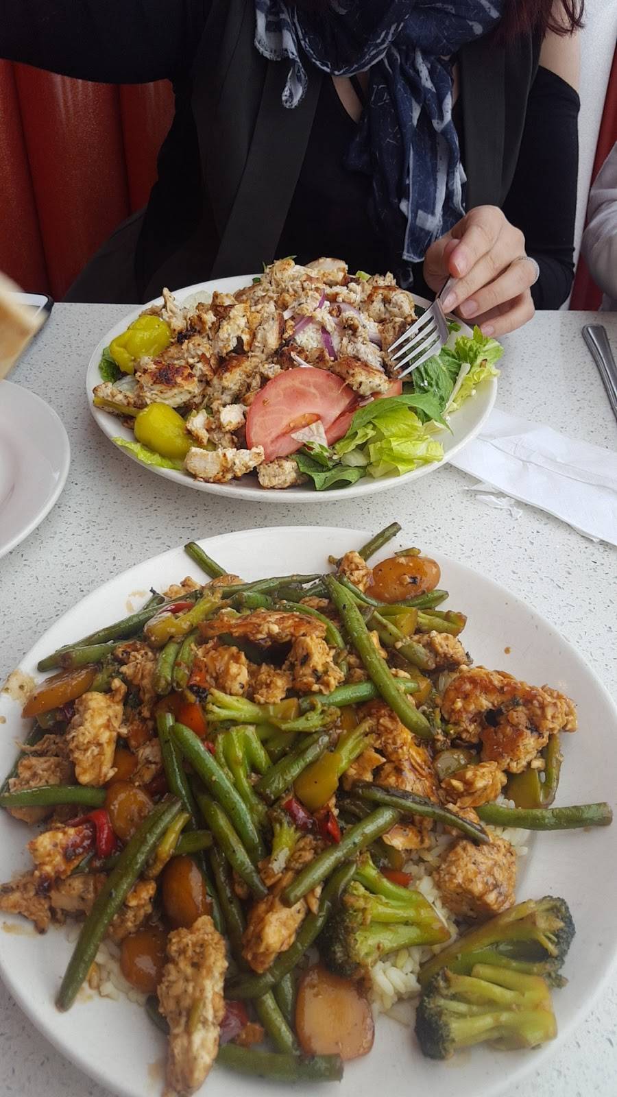 Nicky Ds | restaurant | 39099 Van Dyke Ave, Sterling Heights, MI 48313, USA | 5869770031 OR +1 586-977-0031