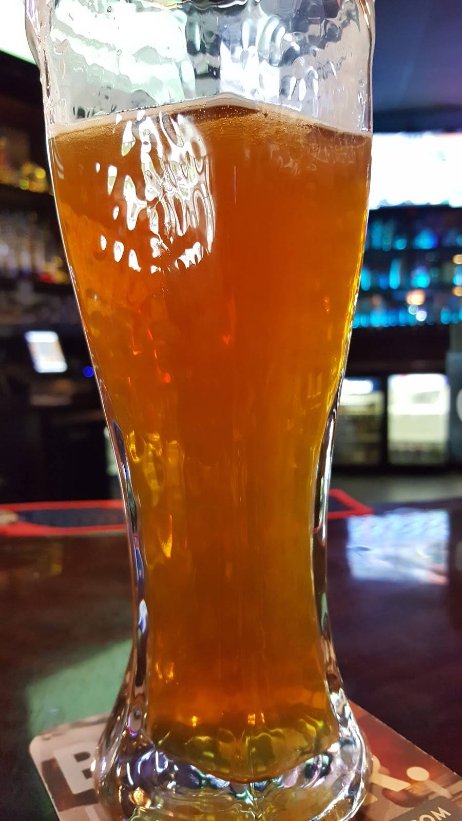 Sassys Bar and Grille | restaurant | 10755 Ravenna Rd, Twinsburg, OH 44087, USA | 3309986529 OR +1 330-998-6529