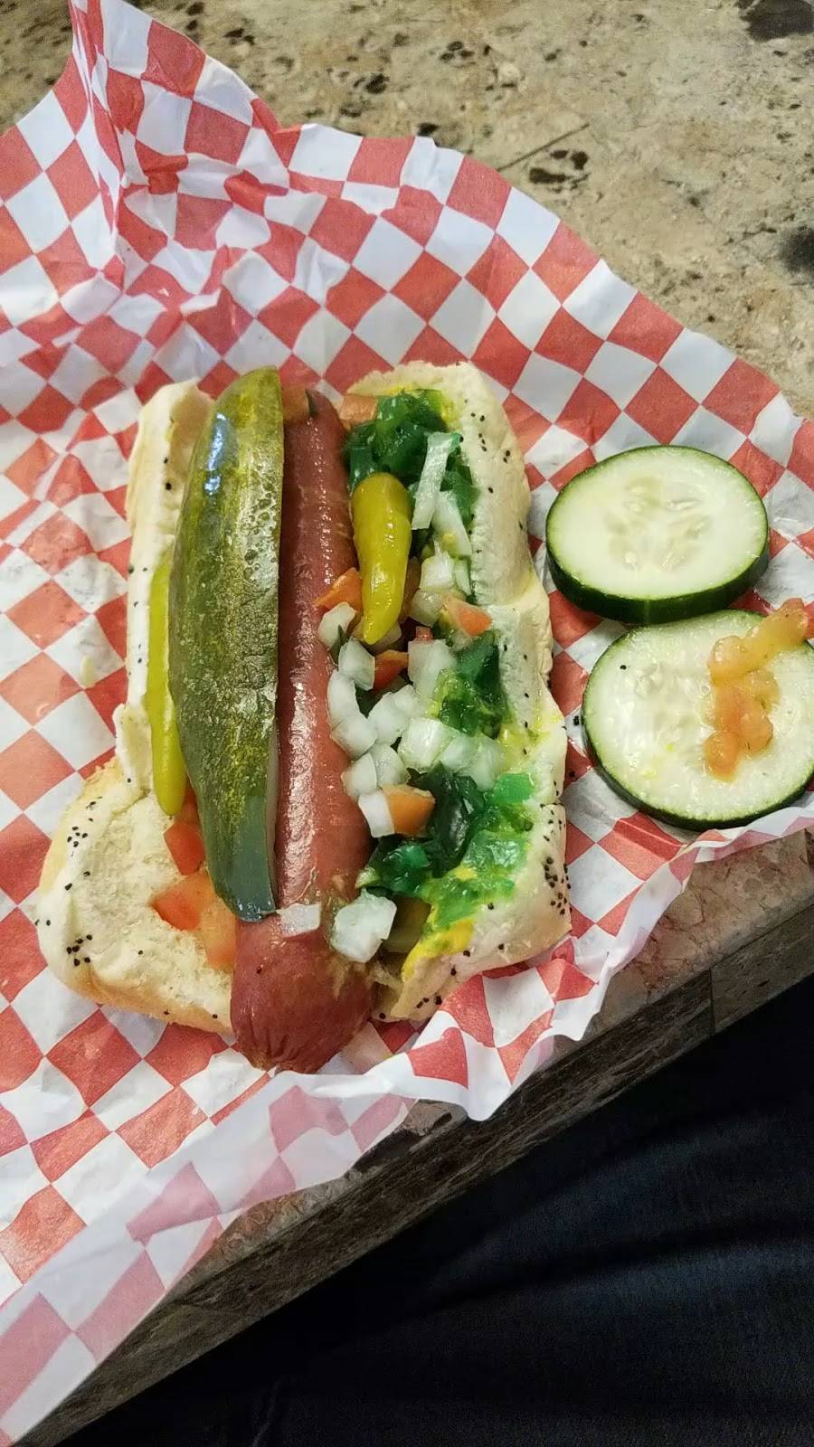 Higley Hot Dog | restaurant | 3105 E Williams Field Rd, Gilbert, AZ 85295, USA | 4809883133 OR +1 480-988-3133