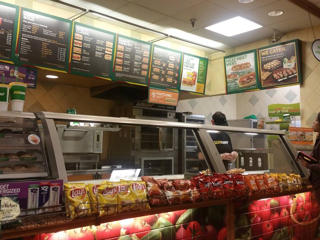 Subway | meal takeaway | 1137, 10 N H St Suite C Space D, Lompoc, CA 93436, USA | 8057356388 OR +1 805-735-6388