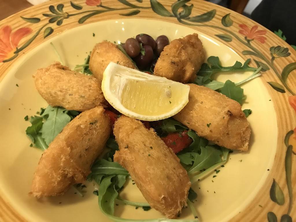 Luso’s Portuguese Grille | restaurant | 10511 SW Village Center Dr, Port St. Lucie, FL 34987, USA | 7723032400 OR +1 772-303-2400