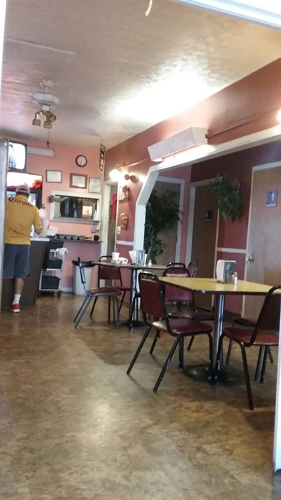 El Sol | restaurant | 509 4th Ave, Rochelle, IL 61068, USA | 8155621851 OR +1 815-562-1851