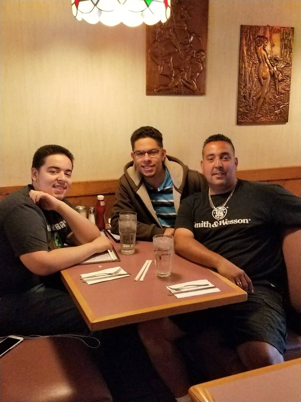 Nicks Diner | restaurant | 2357 Main St, Bridgeport, CT 06606, USA | 2033849535 OR +1 203-384-9535