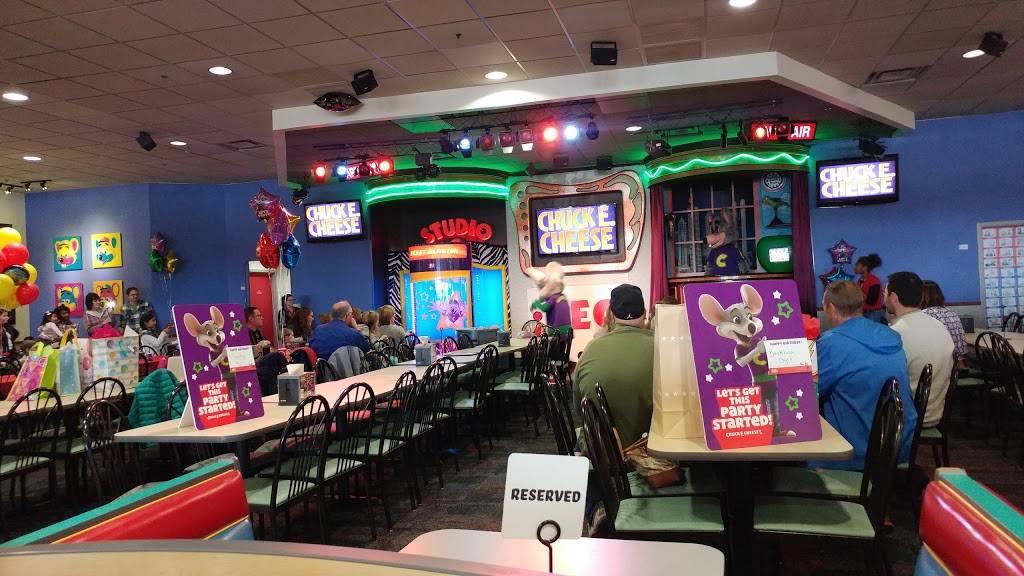 Chuck E. Cheese | restaurant | 2655 Oak Valley Dr, Ann Arbor, MI 48103, USA | 7342221003 OR +1 734-222-1003