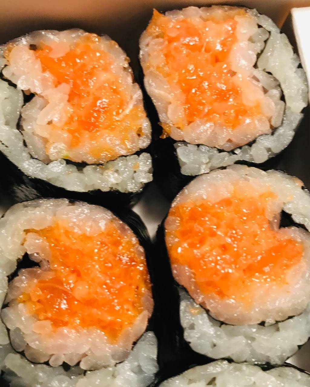 Daigo Sushi Roll Bar | restaurant | 527 Carroll St, Brooklyn, NY 11215, USA | 9179091504 OR +1 917-909-1504