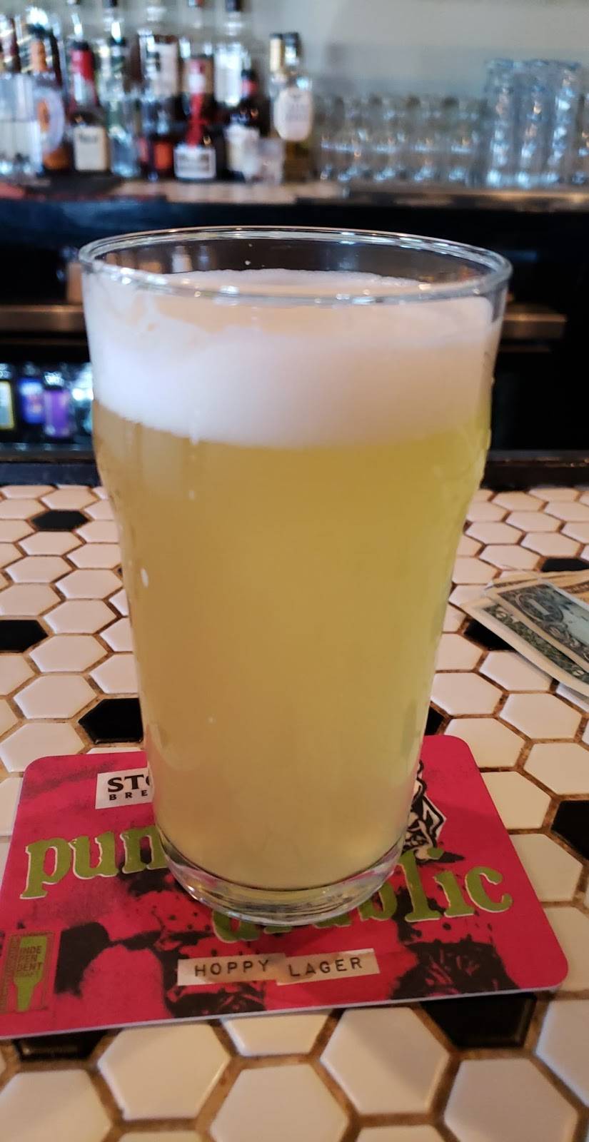 Craftys Taproom | restaurant | 3332 Grant Ave, Philadelphia, PA 19114, USA | 2159691892 OR +1 215-969-1892