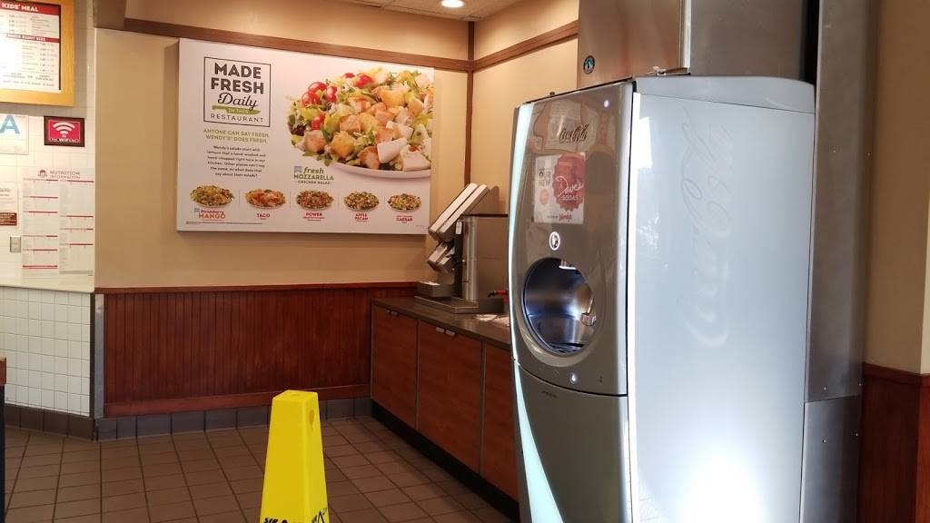 Wendys | restaurant | 5788 Lindero Canyon Rd, Westlake Village, CA 91362, USA | 8188799416 OR +1 818-879-9416