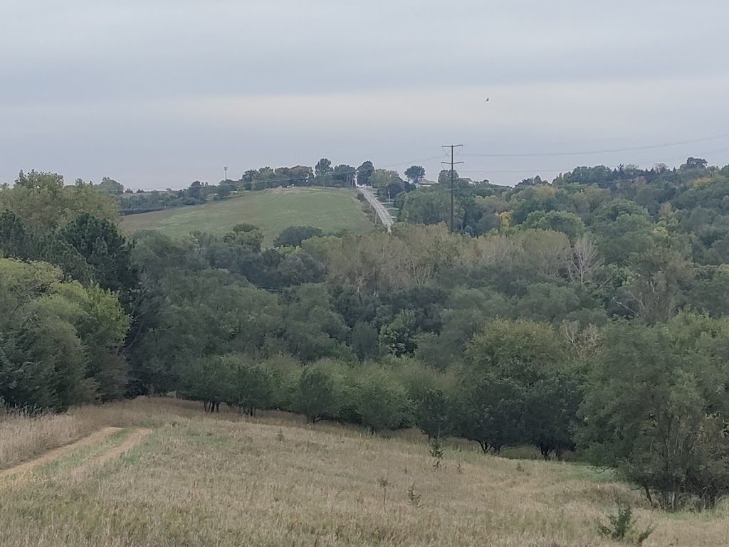 Pioneer Trail Orchard, Grill & Bar | restaurant | 21534 Chestnut Rd, Council Bluffs, IA 51503, USA | 7123661505 OR +1 712-366-1505