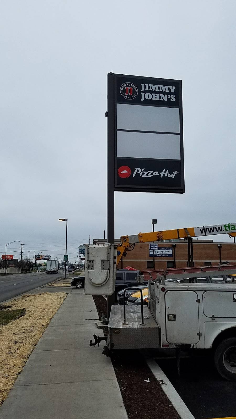 Jimmy Johns | meal delivery | 5836 S Harlem Ave #100, Summit, IL 60501, USA | 7089244040 OR +1 708-924-4040