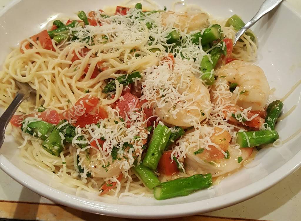 Olive Garden Italian Restaurant | meal takeaway | 3616 Mall Ave, Fayetteville, AR 72703, USA | 4794434438 OR +1 479-443-4438
