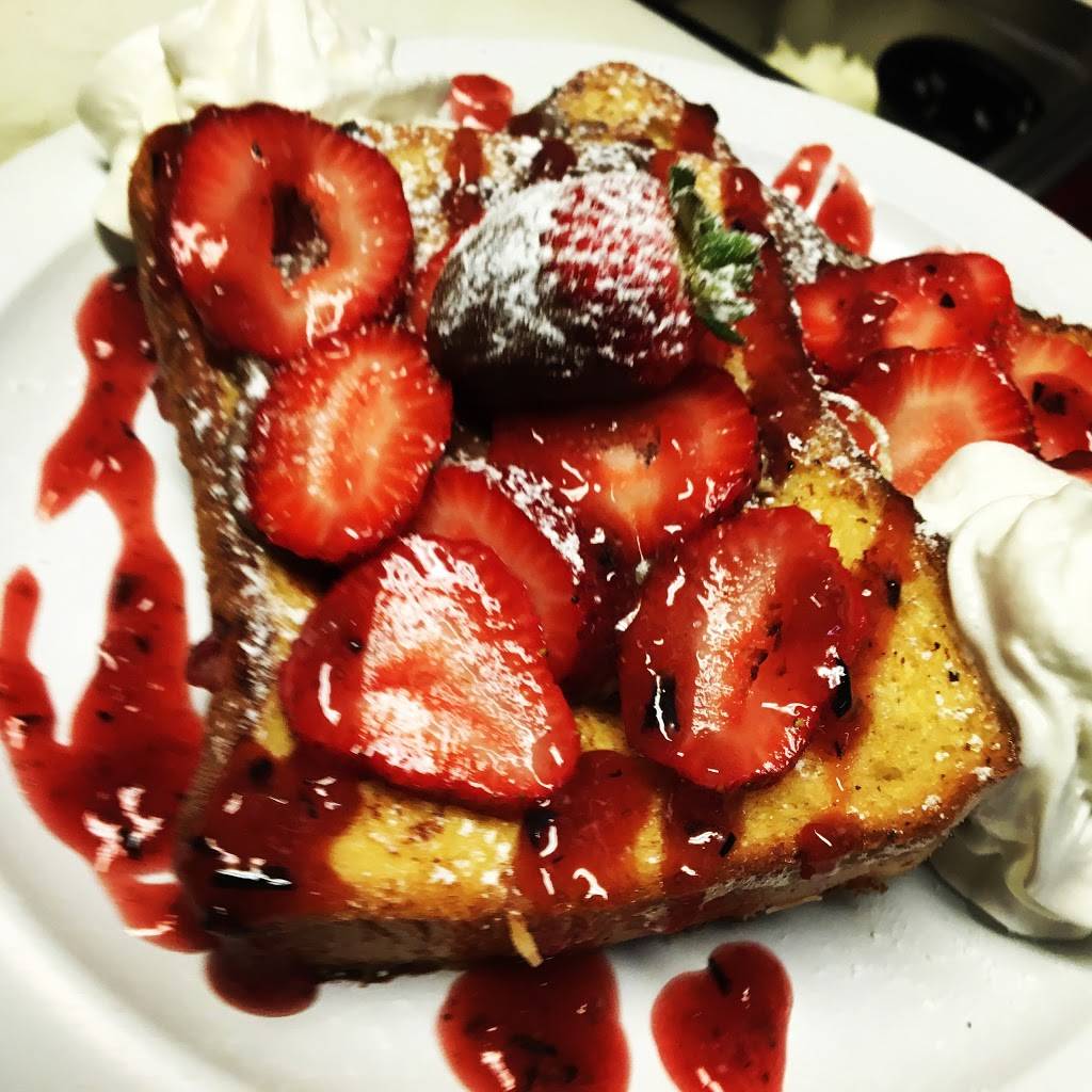 The Apron Cafe | cafe | 355 Gabreski Airport, Westhampton Beach, NY 11978, USA | 6316849996 OR +1 631-684-9996