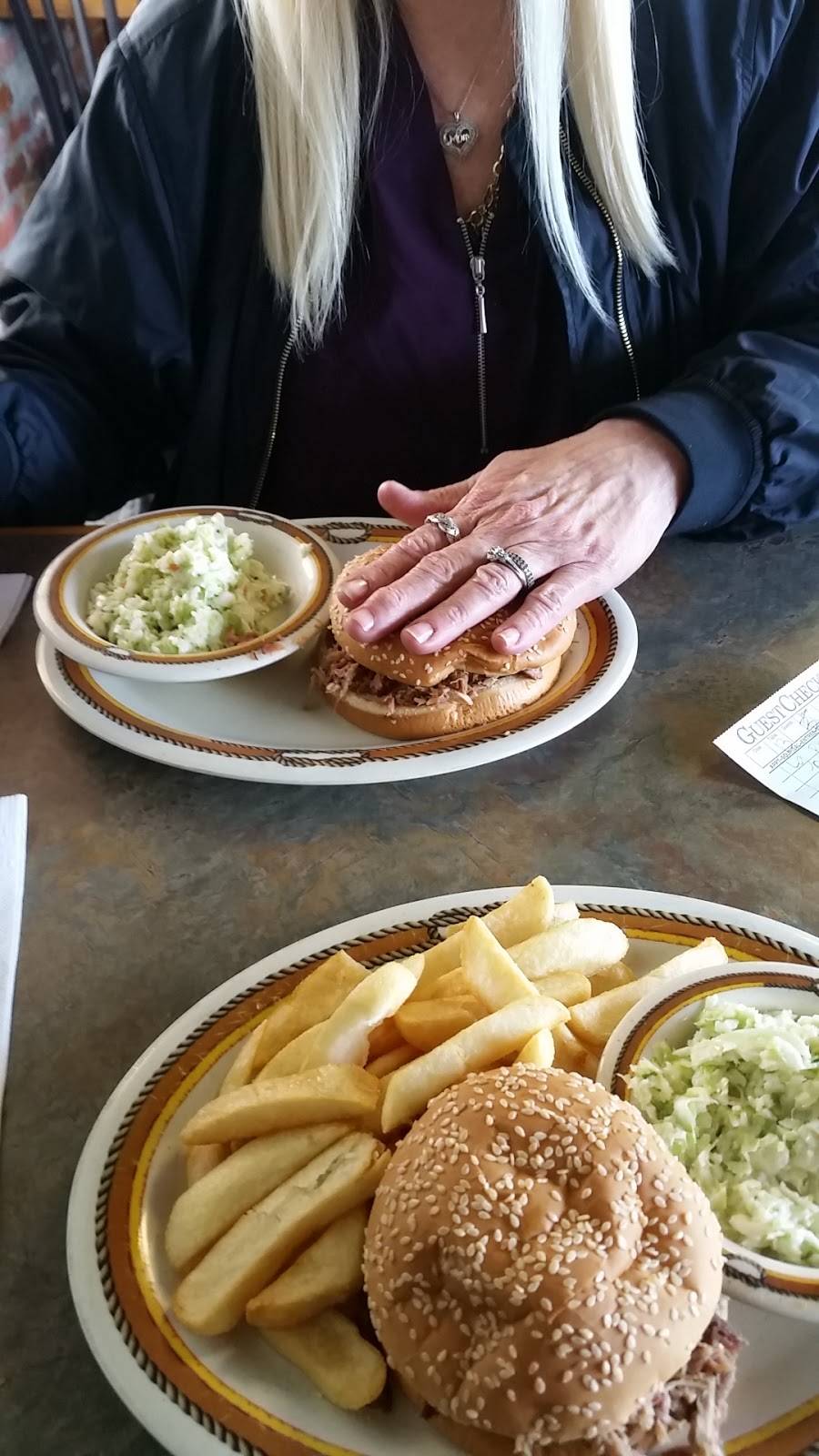 The Pig Bar-B-Q | restaurant | 5456 Normandy Blvd, Jacksonville, FL 32205, USA | 9047831606 OR +1 904-783-1606