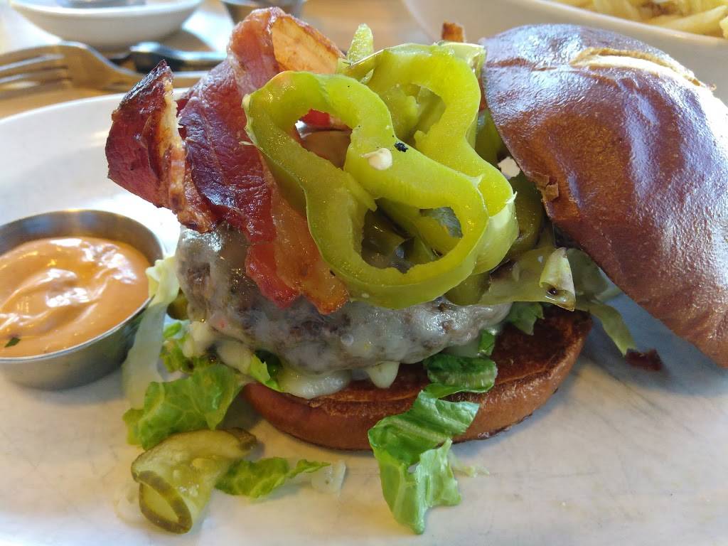 The Counter Walnut Creek | restaurant | 1699 N California Blvd, Walnut Creek, CA 94596, USA | 9259353795 OR +1 925-935-3795