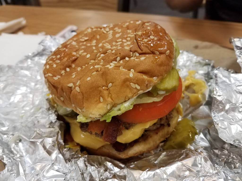 Five Guys | meal takeaway | 78-445 CA-111, La Quinta, CA 92253, USA | 7607719300 OR +1 760-771-9300