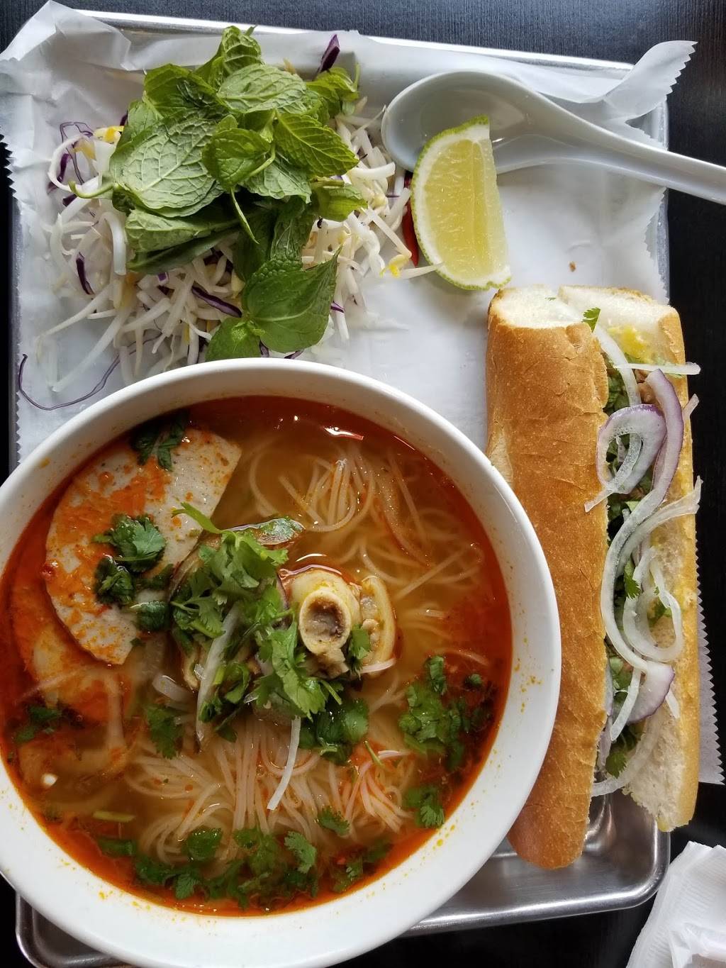 Two Bowls Bun Bo Hue | restaurant | 13080 Bellaire Blvd A, Houston, TX 77072, USA | 8326723961 OR +1 832-672-3961