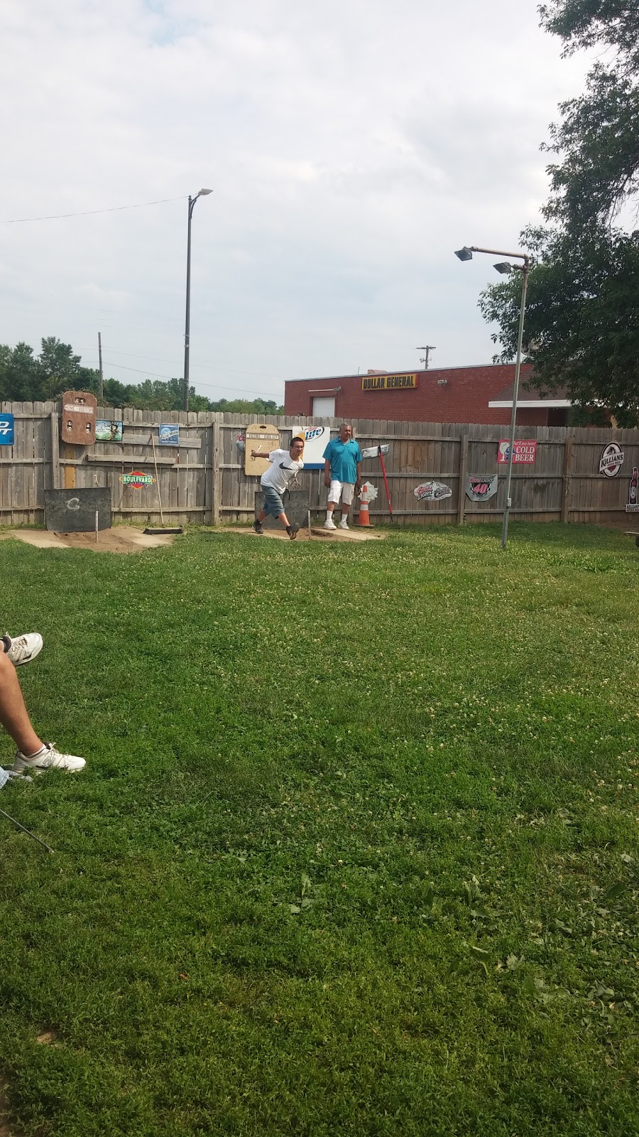 Steinbecks Pub | night club | 3929 Floyd Blvd, Sioux City, IA 51108, USA | 7122399444 OR +1 712-239-9444