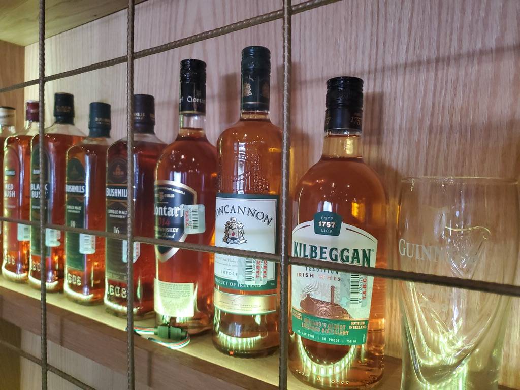 Hugh OConnors | restaurant | 1127 Eldridge Pkwy Suite 600, Houston, TX 77077, USA | 8329823598 OR +1 832-982-3598