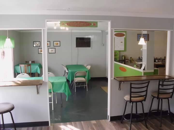 Fiddlefarters | restaurant | 17345 GA-34, Franklin, GA 30217, USA | 6783786810 OR +1 678-378-6810