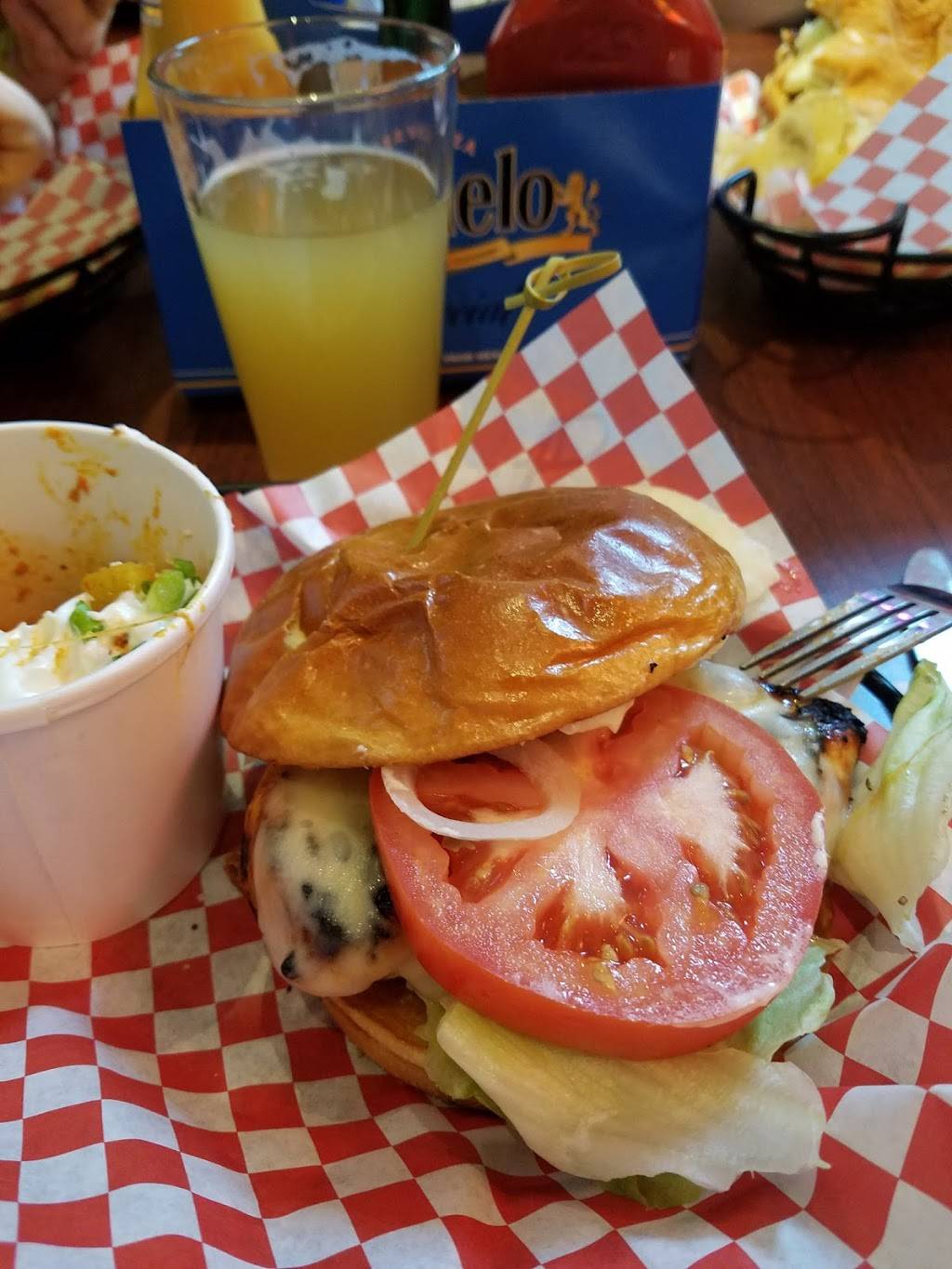 Marquette Kitchen & Tap | restaurant | 18 W St Charles Rd, Lombard, IL 60148, USA | 6306139056 OR +1 630-613-9056