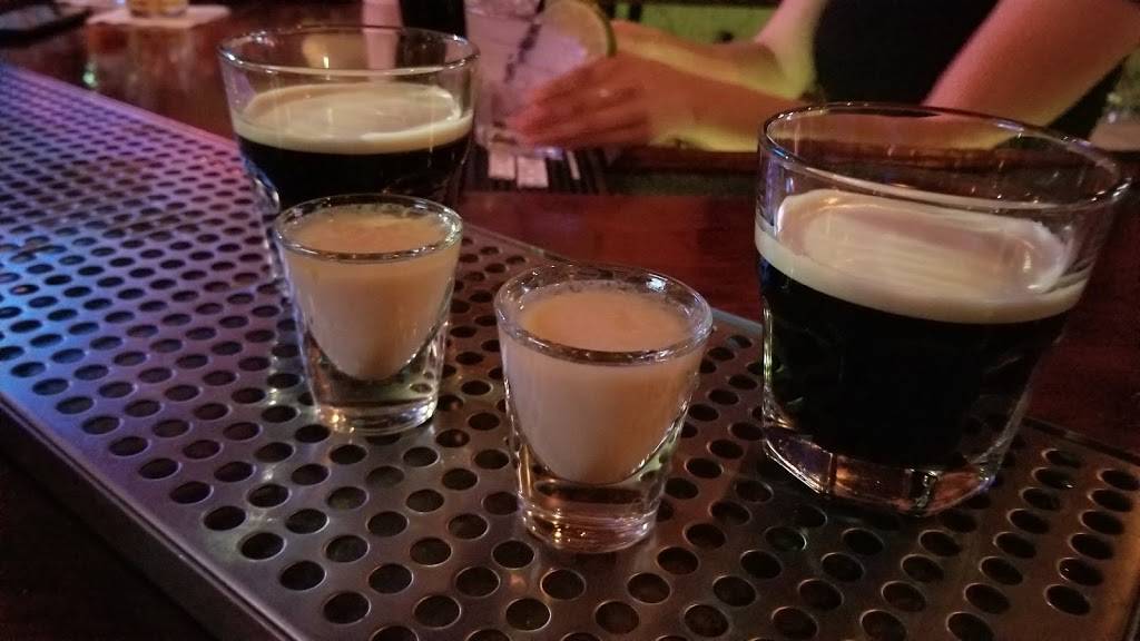 Dugans | restaurant | 128 S Halsted St, Chicago, IL 60661, USA | 3124217191 OR +1 312-421-7191