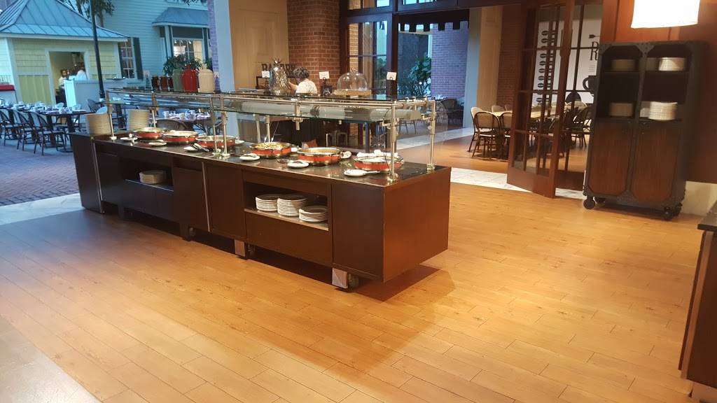 Pienza Italian Market. | restaurant | 201 Waterfront St, Oxon Hill, MD 20745, USA | 3019654000 OR +1 301-965-4000