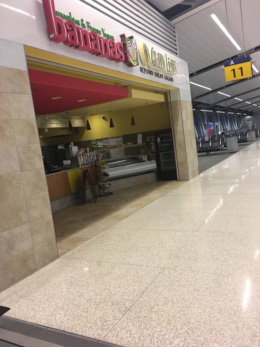 Green Leafs & Bananas | restaurant | 7800 Col H Weir Memorial Drive, Indianapolis, IN 46241, USA | 3176023572 OR +1 317-602-3572