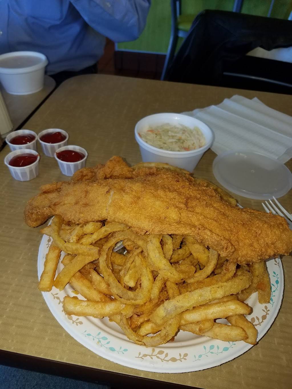 Liberty Bell Restaurant | restaurant | 219 Main St, Stoneham, MA 02180, USA | 7812792000 OR +1 781-279-2000