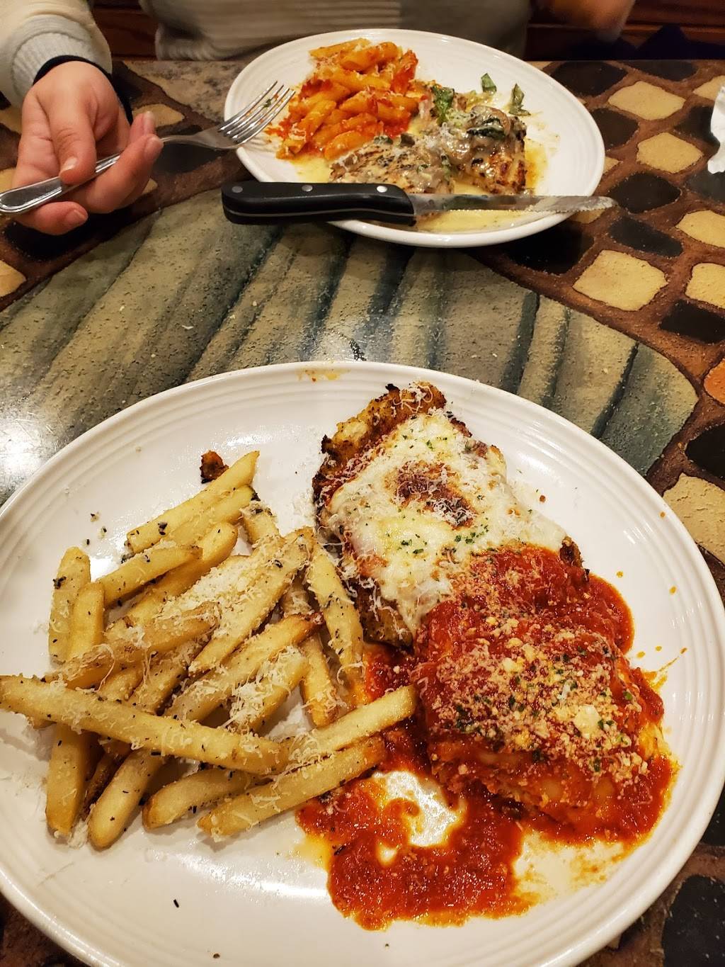 Carrabbas Italian Grill | restaurant | 1212 Oakridge Dr, Fort Collins, CO 80525, USA | 9702256800 OR +1 970-225-6800