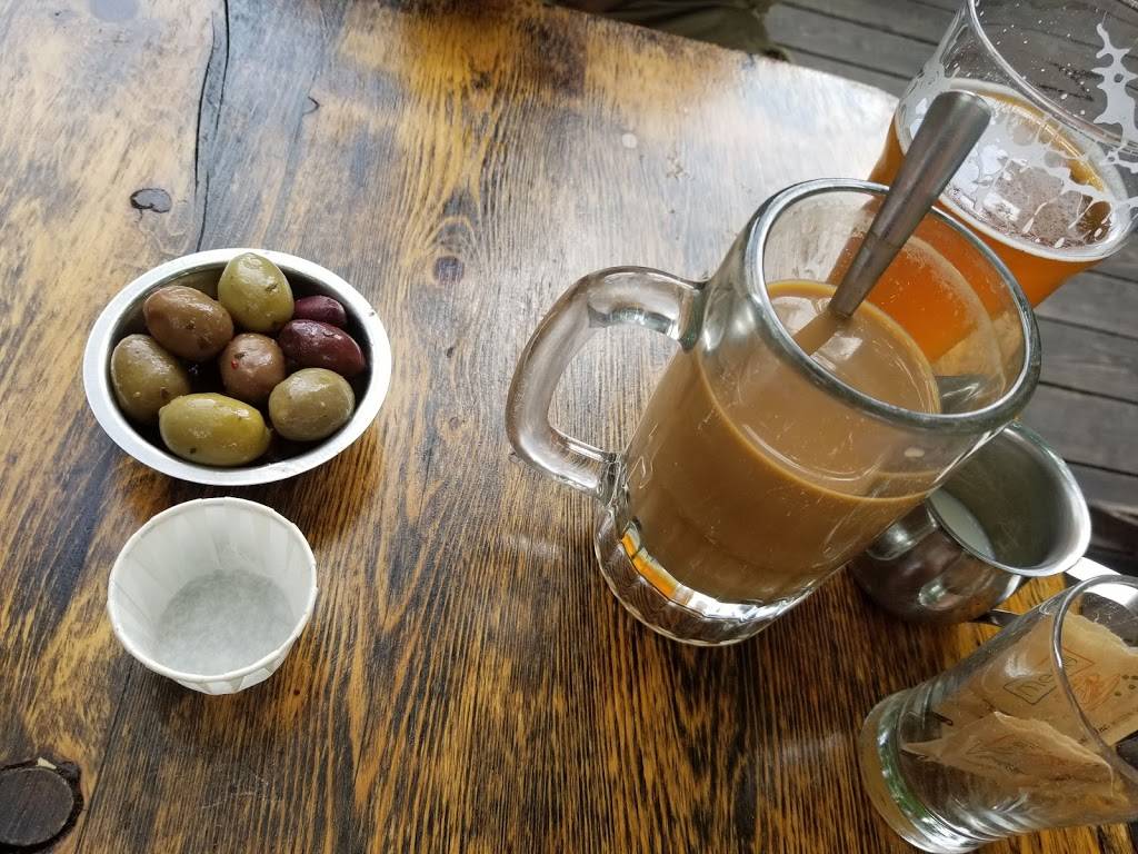 Vices & Versa | restaurant | 6631 Boul St-Laurent, Montréal, QC H2S 3C5, Canada | 5142722498 OR +1 514-272-2498