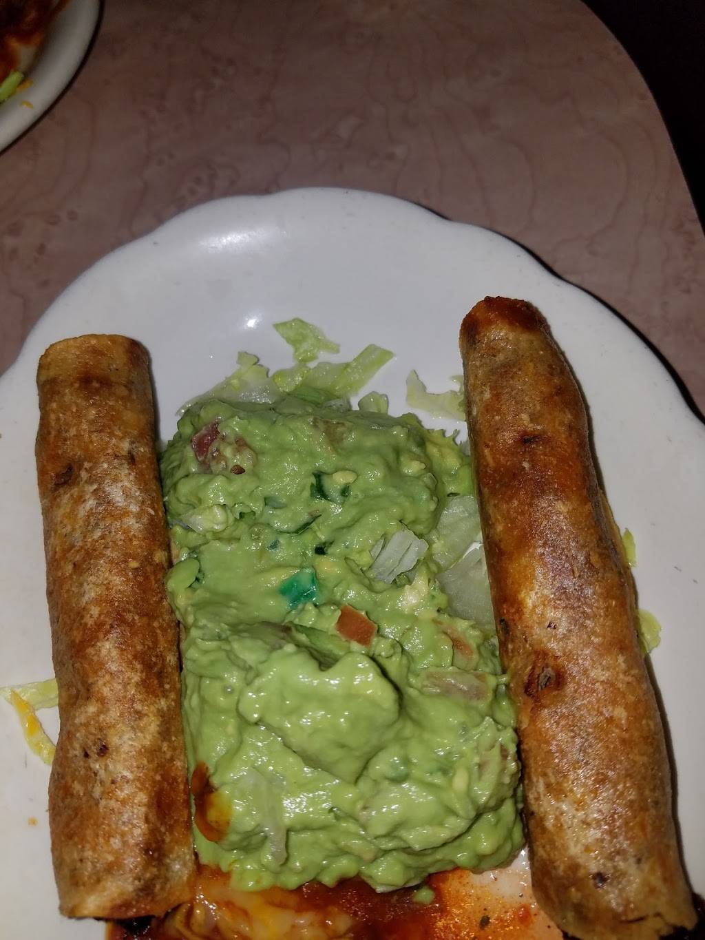 Lucios Restaurant | restaurant | 1605 Cabrillo Ave, Torrance, CA 90501, USA | 3103289810 OR +1 310-328-9810