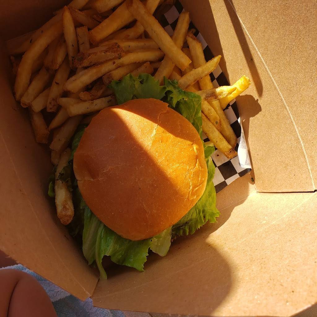 Zimmie’s Bar & Grill | restaurant | 8800 Vistana Centre Dr, Orlando, FL 32821, USA | 4072393100 OR +1 407-239-3100