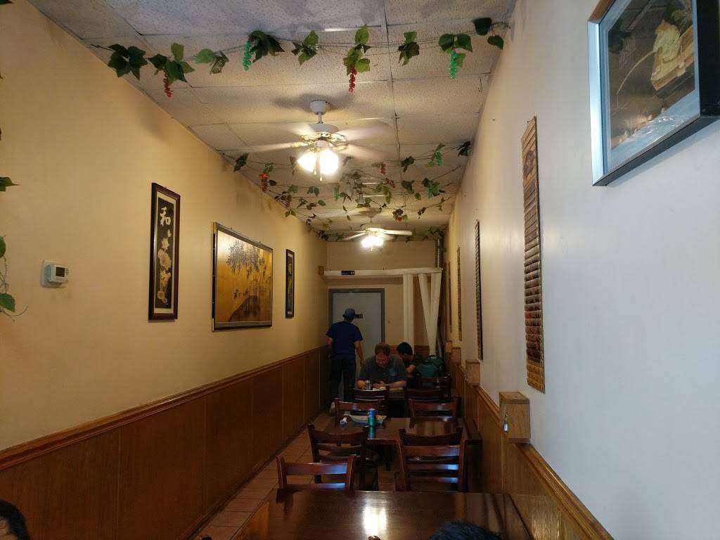 Mr Pandas | restaurant | 924 1st Ave, Silvis, IL 61282, USA | 3097924488 OR +1 309-792-4488