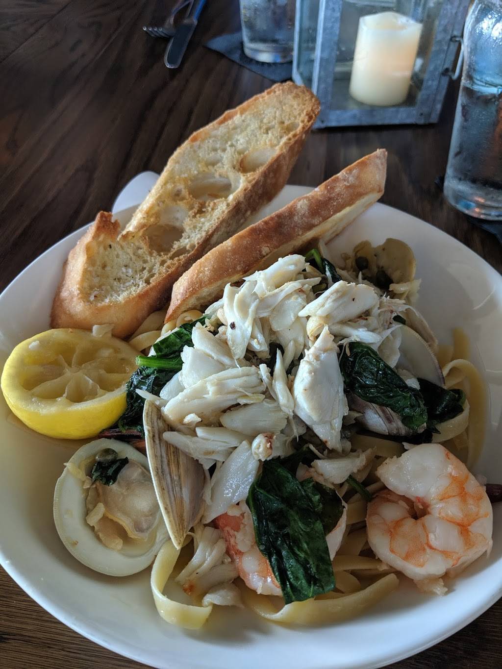 The Village Table and Tavern | restaurant | 1314 Duck Rd, Duck, NC 27949, USA | 2527151414 OR +1 252-715-1414