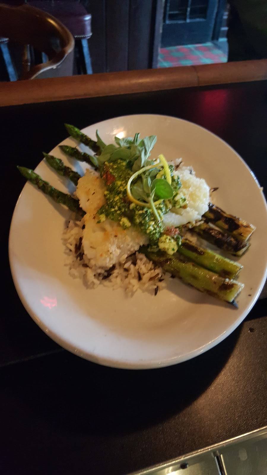 Toad Hall Pub | restaurant | 611 Wisconsin Ave, Racine, WI 53403, USA | 2626326389 OR +1 262-632-6389