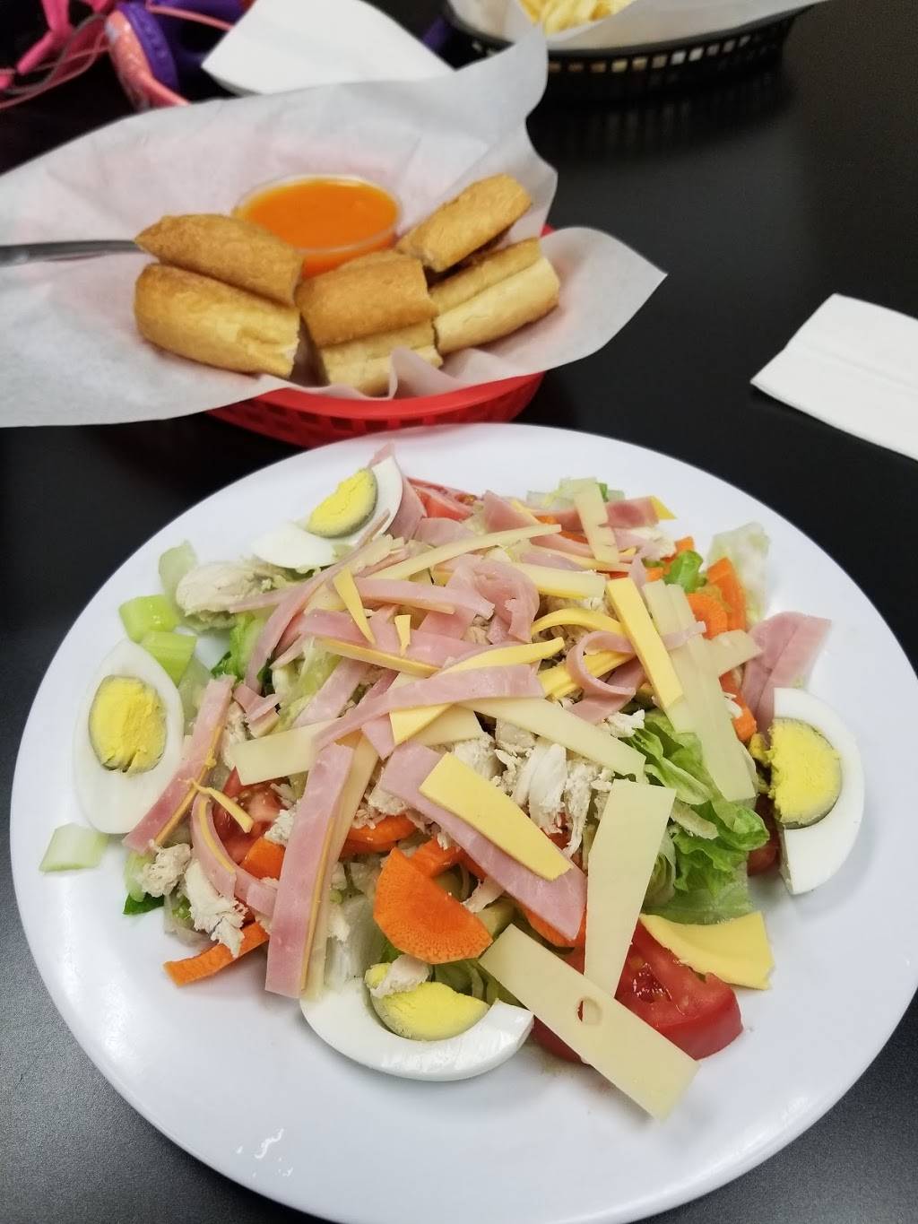 Georges Gyros | restaurant | 3445 S Halsted St, Chicago, IL 60608, USA | 7732474770 OR +1 773-247-4770