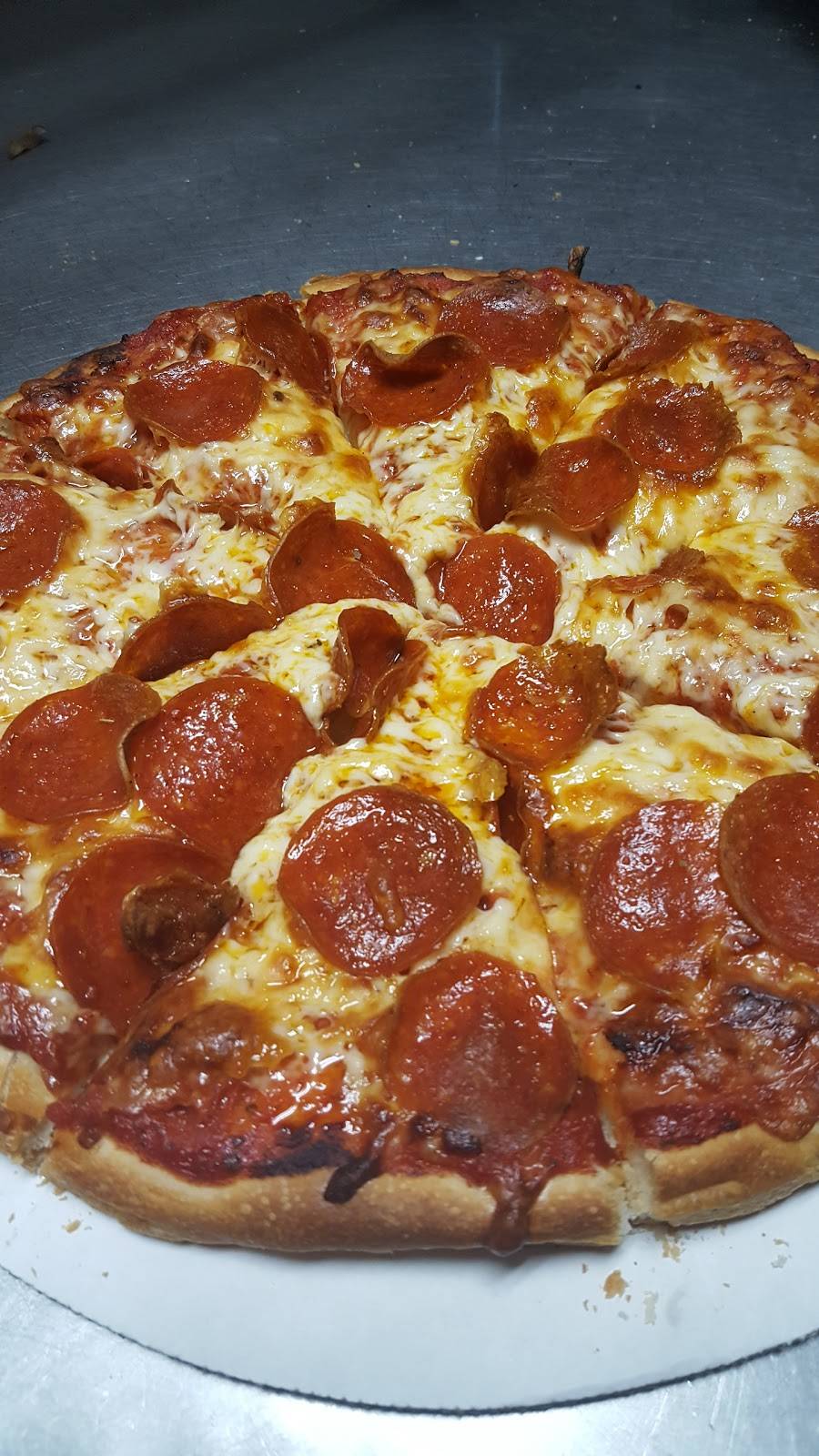 Elm Pizza | meal takeaway | 38 N Elm St, Westfield, MA 01085, USA | 4135682020 OR +1 413-568-2020