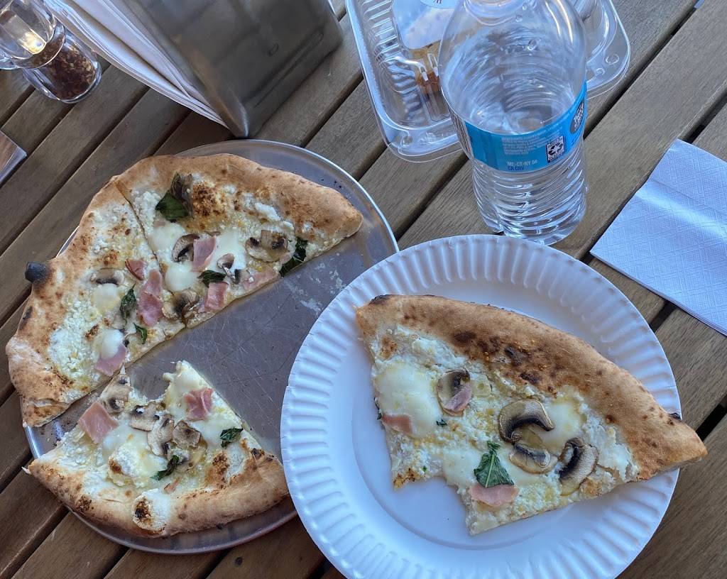 Gusto Napoletano | restaurant | 2711 Raeford Rd, Fayetteville, NC 28303, USA | 9107790622 OR +1 910-779-0622