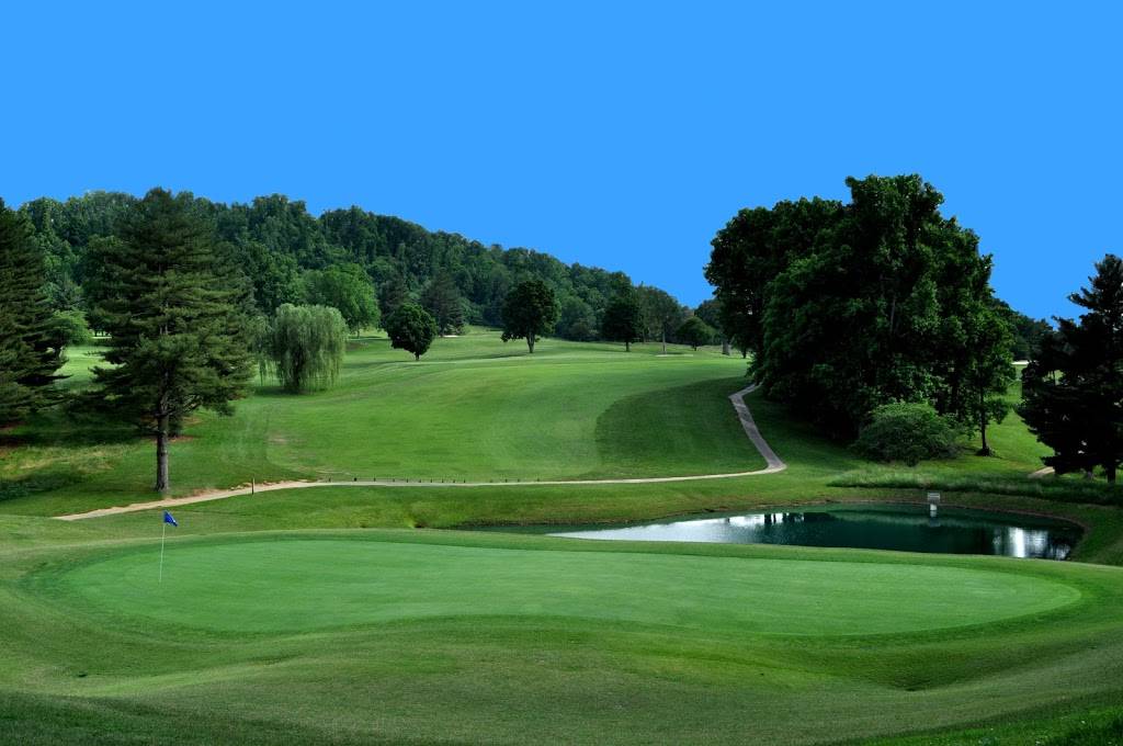 Elizabethton Golf Course | restaurant | 185 Buck Van Huss Rd, Elizabethton, TN 37643, USA | 4235428051 OR +1 423-542-8051
