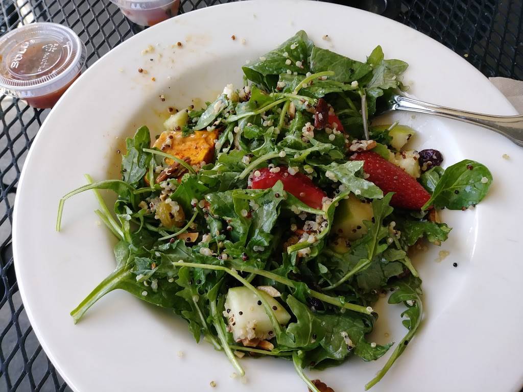 Sharkys Woodfired Mexican Grill | restaurant | 1791 N Victory Pl, Burbank, CA 91502, USA | 8188409080 OR +1 818-840-9080