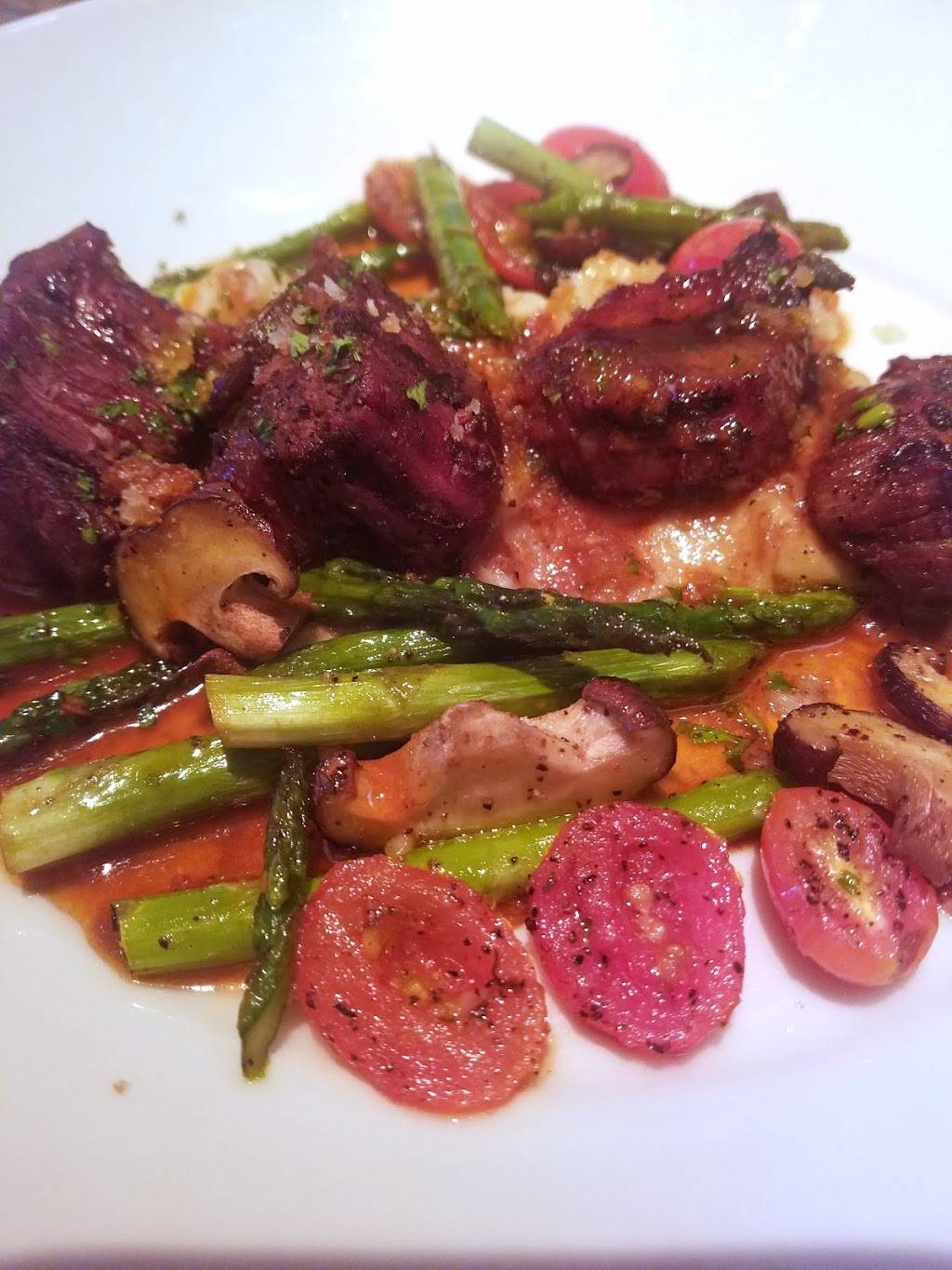 The Cheesecake Factory | restaurant | 160 S Green Valley Pkwy, Henderson, NV 89052, USA | 7022076372 OR +1 702-207-6372