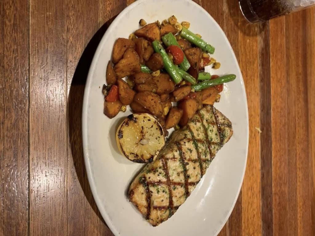 One 14 Restaurant | restaurant | 4440 W John Carpenter Fwy, Irving, TX 75063, USA | 9729298400 OR +1 972-929-8400