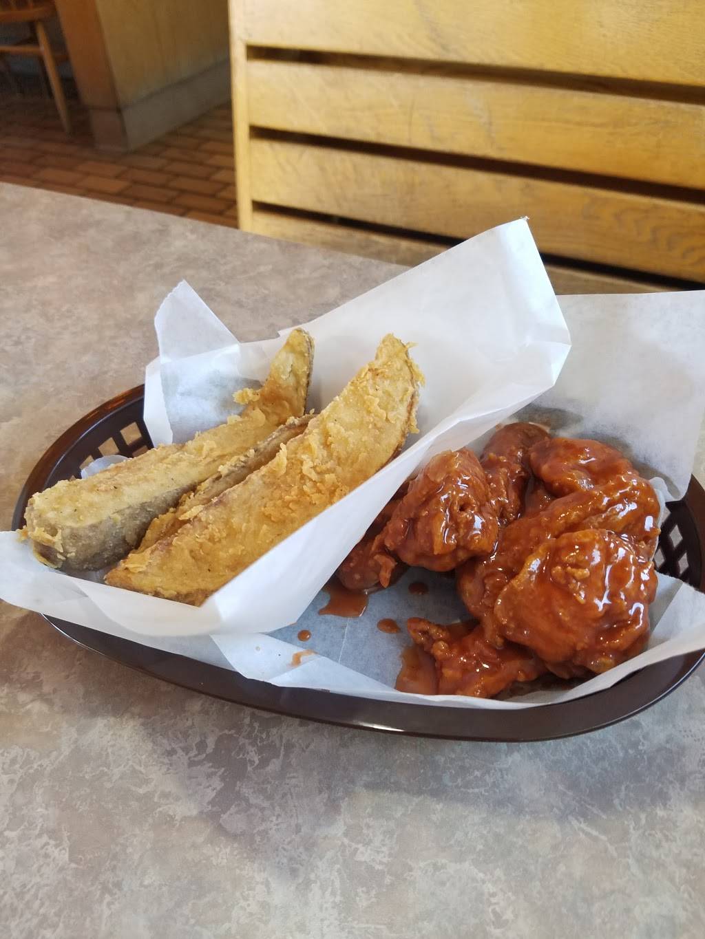 The Chicken Barn | restaurant | 1700 McHenry Ave, Modesto, CA 95350, USA | 2095247311 OR +1 209-524-7311