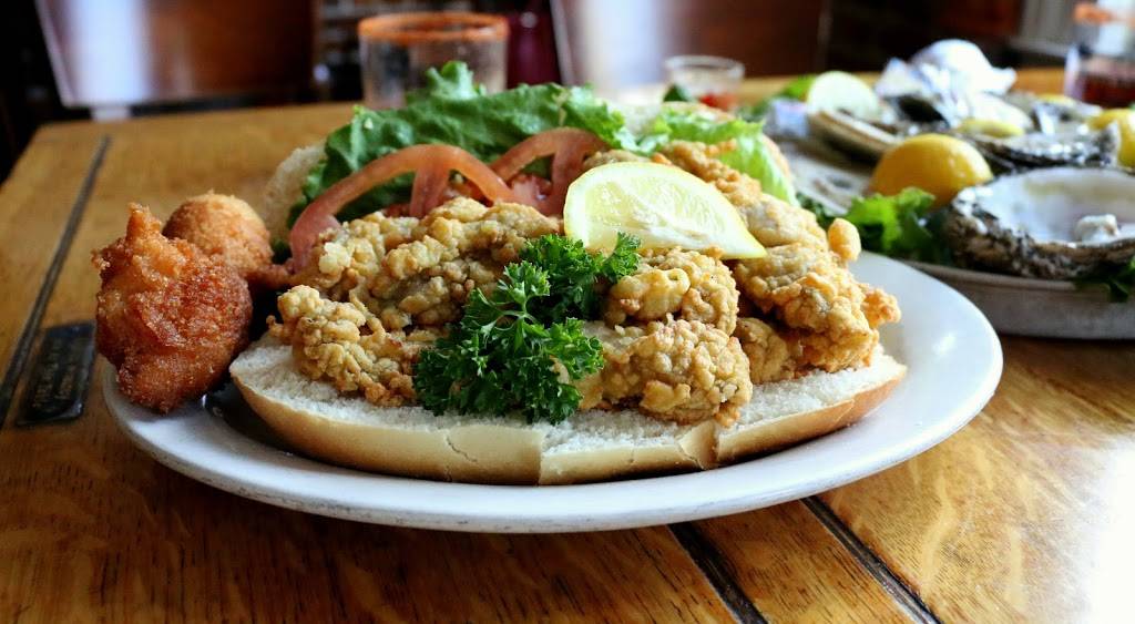 Hymans Seafood | restaurant | 215 Meeting St, Charleston, SC 29401, USA | 8437236000 OR +1 843-723-6000