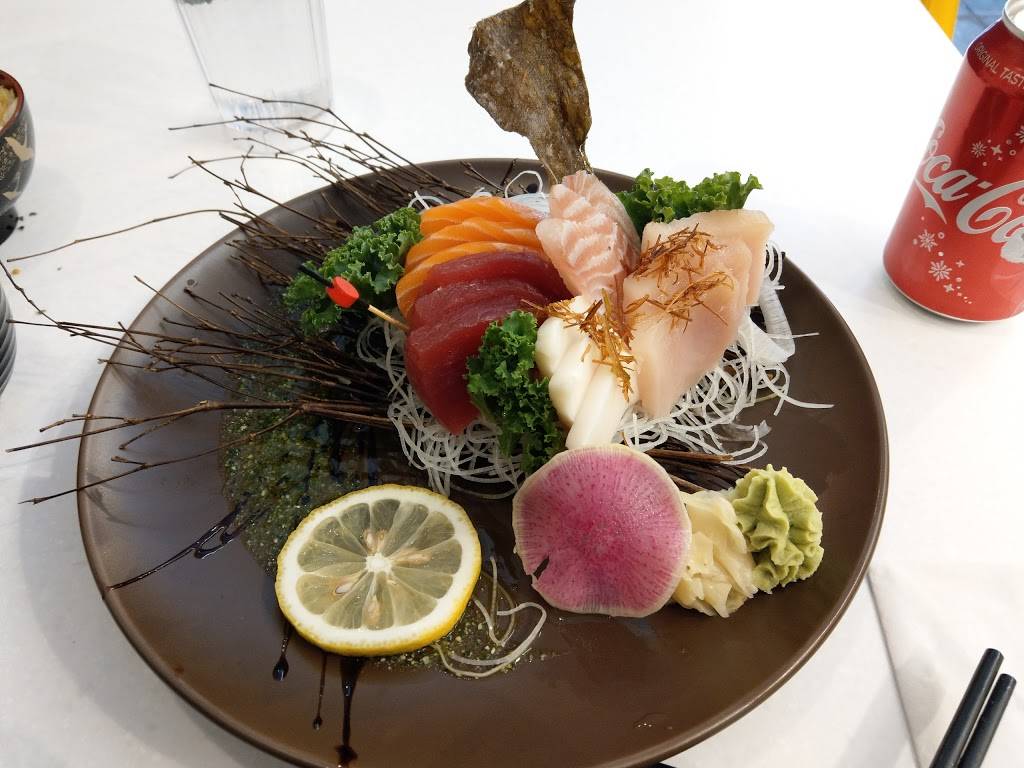 Kibo Sushi House | restaurant | 533 Parliament St, Toronto, ON M4X 1P3, Canada | 6473523788 OR +1 647-352-3788