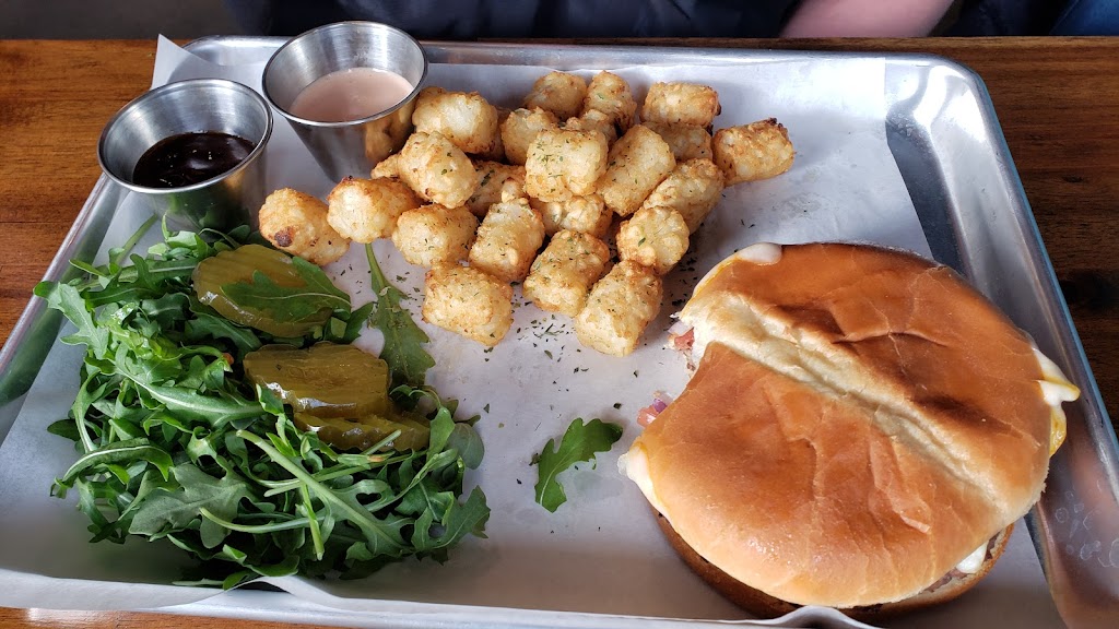 HRL Brewery & Pubbery | restaurant | 1100 N Central Ave, Medford, OR 97501, USA | 5414996373 OR +1 541-499-6373