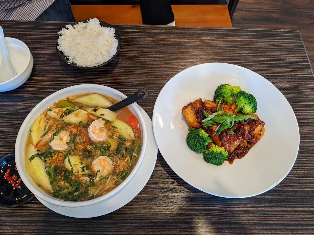 Bep Viet | restaurant | 3000 Annandale Rd Ste 102, Falls Church, VA 22042, USA | 7033451103 OR +1 703-345-1103