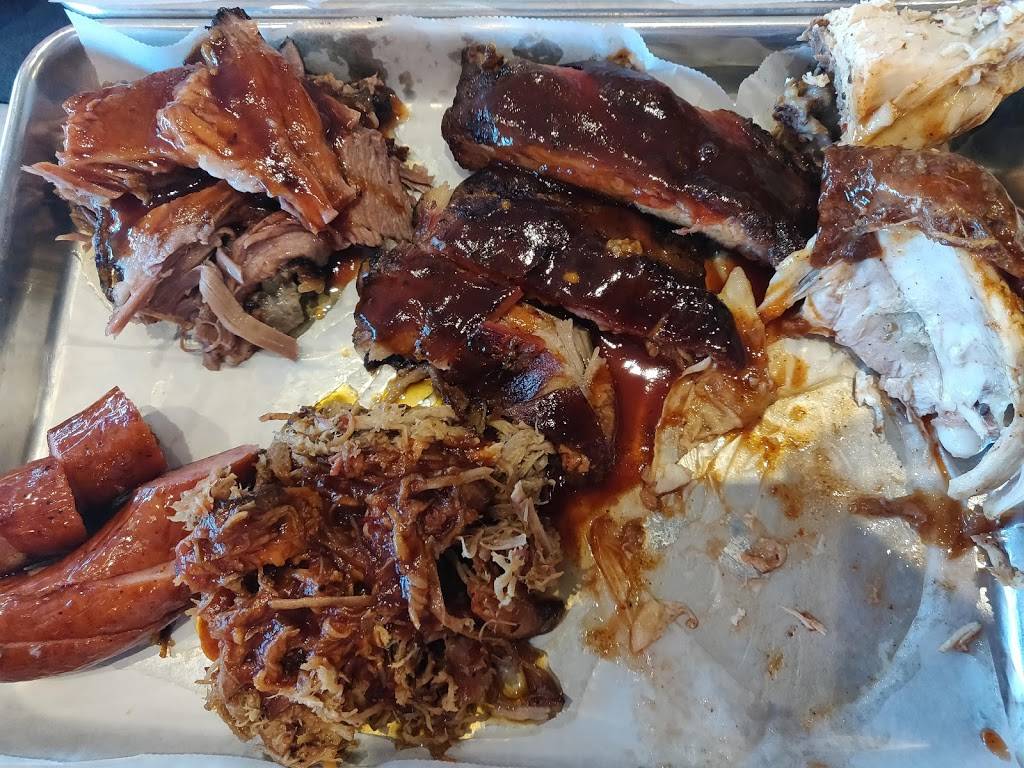 Batesy’s BBQ and Bar | restaurant | 6820F Rockaway Beach Blvd, Arverne, NY 11692, USA | 9293435593 OR +1 929-343-5593