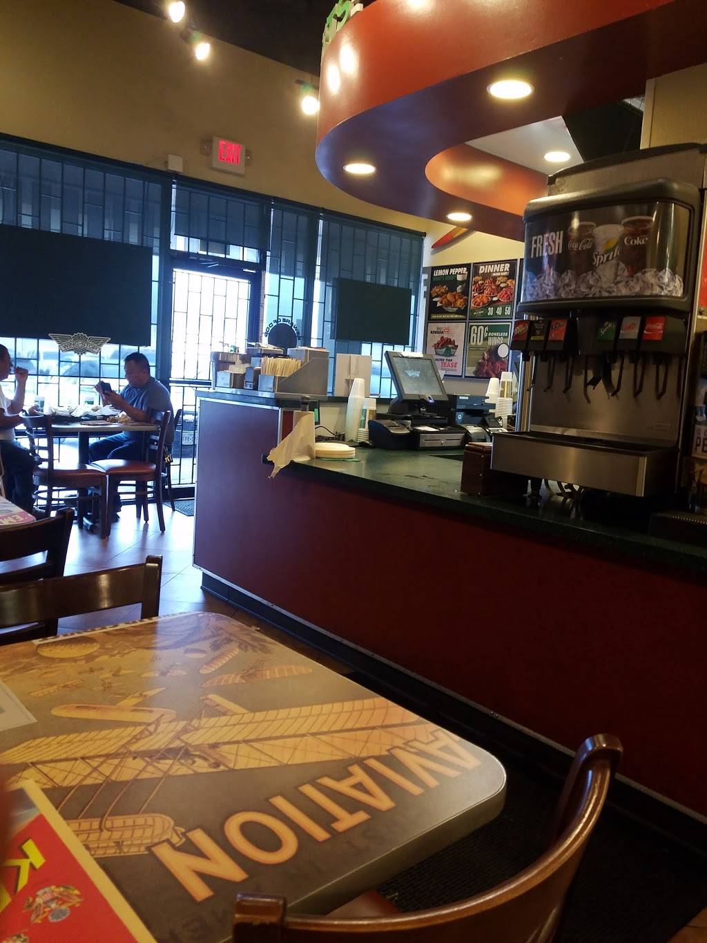 Wingstop | restaurant | 1049 Blalock Rd, Houston, TX 77055, USA | 7133659464 OR +1 713-365-9464