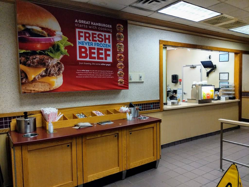 Wendys | restaurant | 5502 Harry Hines Blvd, Dallas, TX 75235, USA | 2146664136 OR +1 214-666-4136