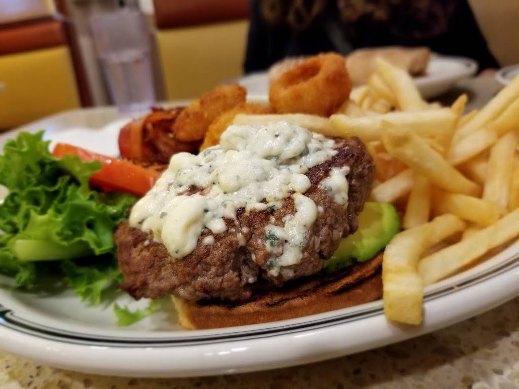 Stop 20 Diner | restaurant | 1336 Hempstead Turnpike, Elmont, NY 11003, USA | 5163587142 OR +1 516-358-7142